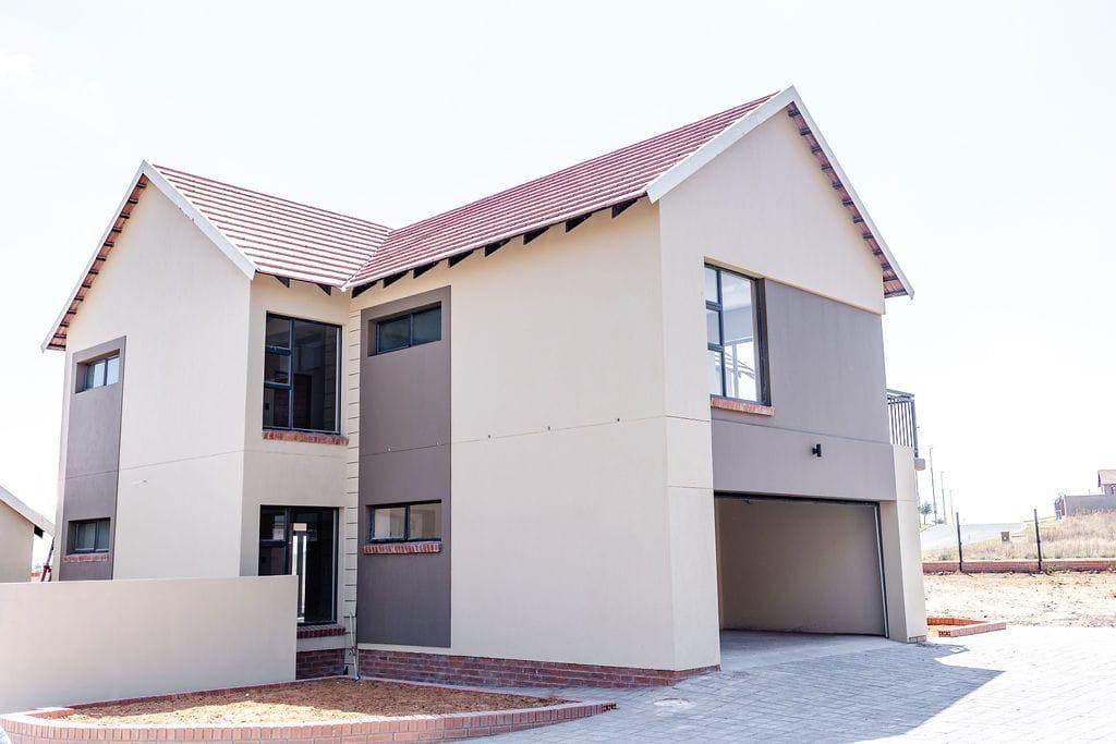 3 Bed Townhouse in Wild Olive Estate photo number 3
