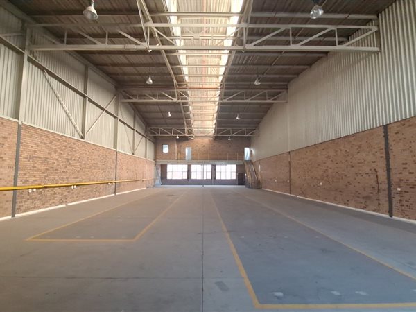 850  m² Industrial space