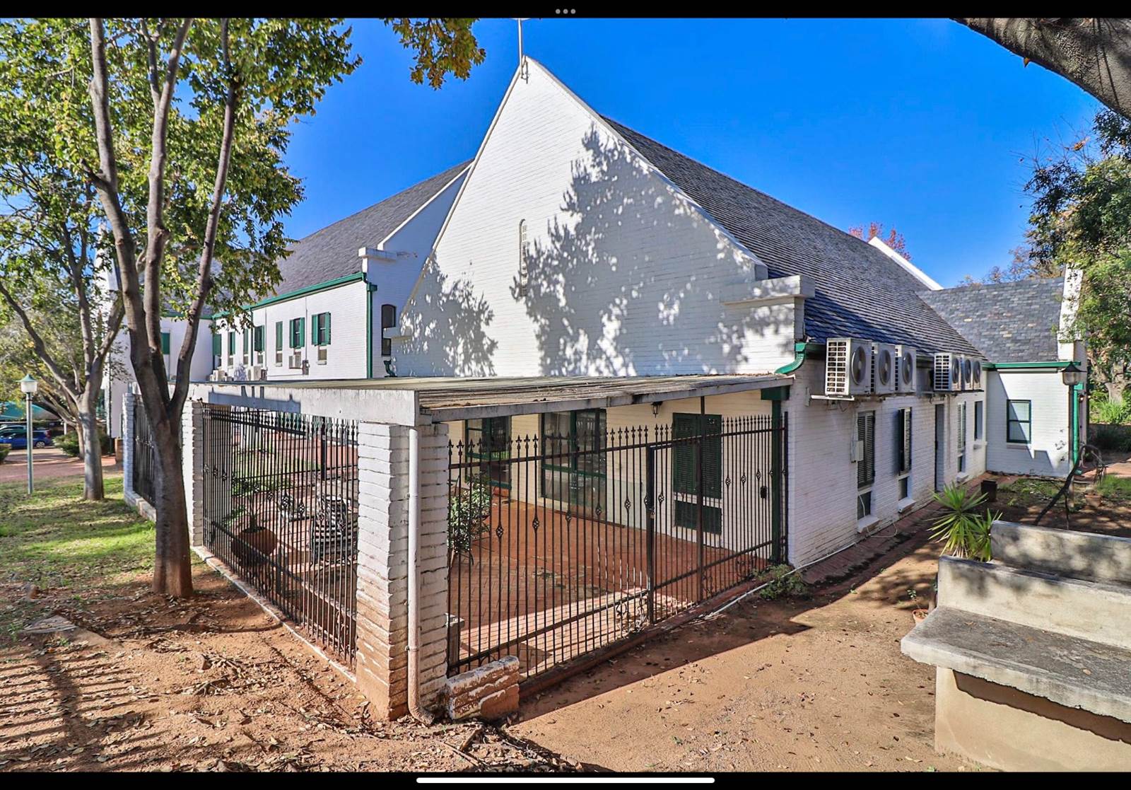 584  m² Office Space in Lonehill photo number 8