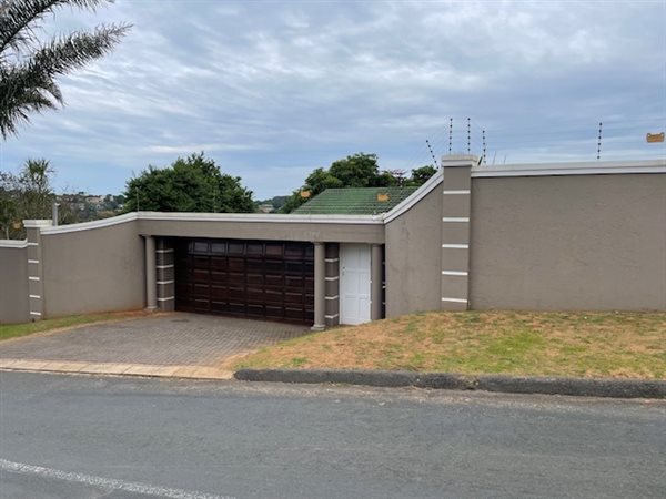 3 Bedroom House 3 Bedroom House