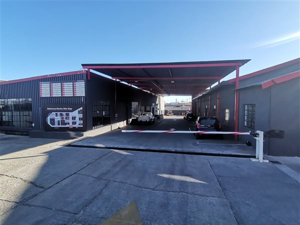 340  m² Industrial space in Sebenza