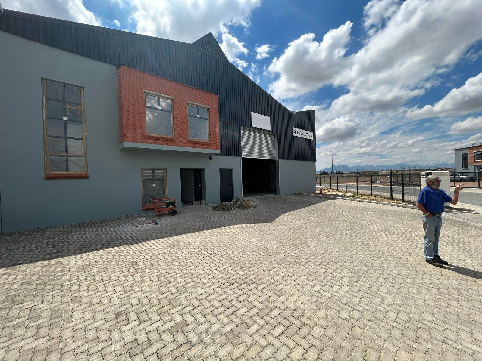 833  m² Industrial space in Durbanville Central photo number 12