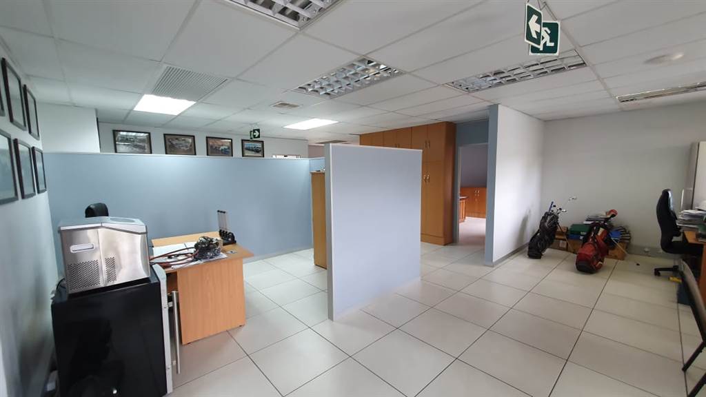 302  m² Commercial space in Lydiana photo number 6