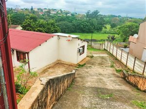 3 Bed House in Longcroft