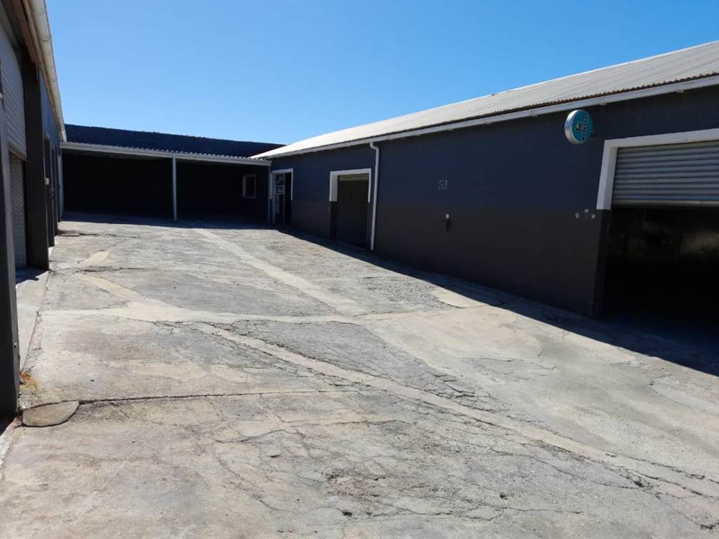 614  m² Commercial space in Gansbaai and surrounds photo number 8