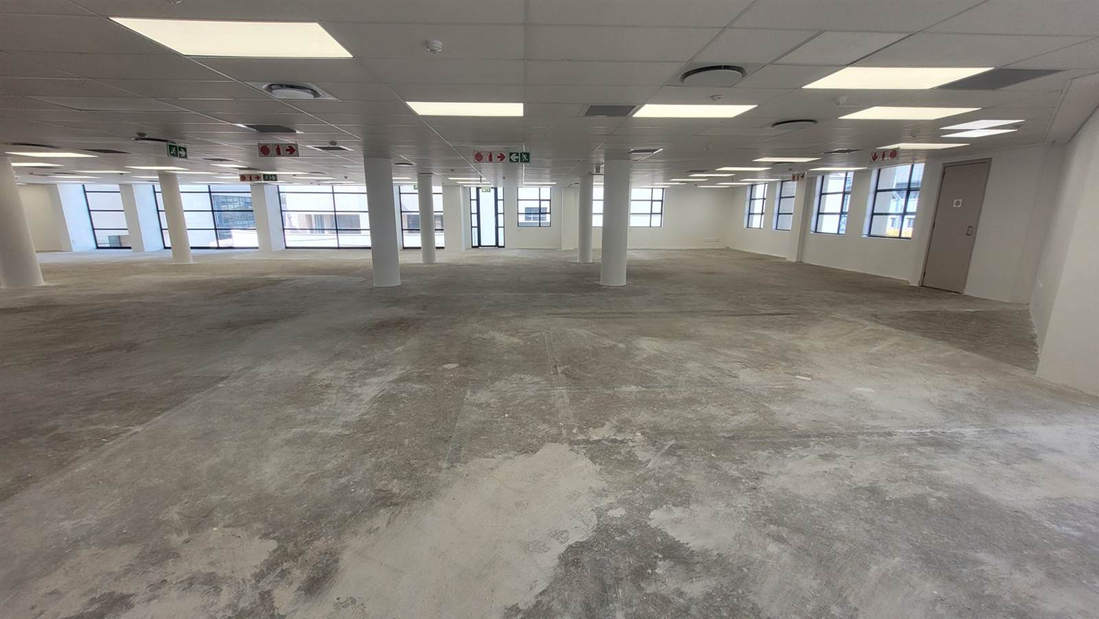 1698  m² Office Space in Brooklyn photo number 12