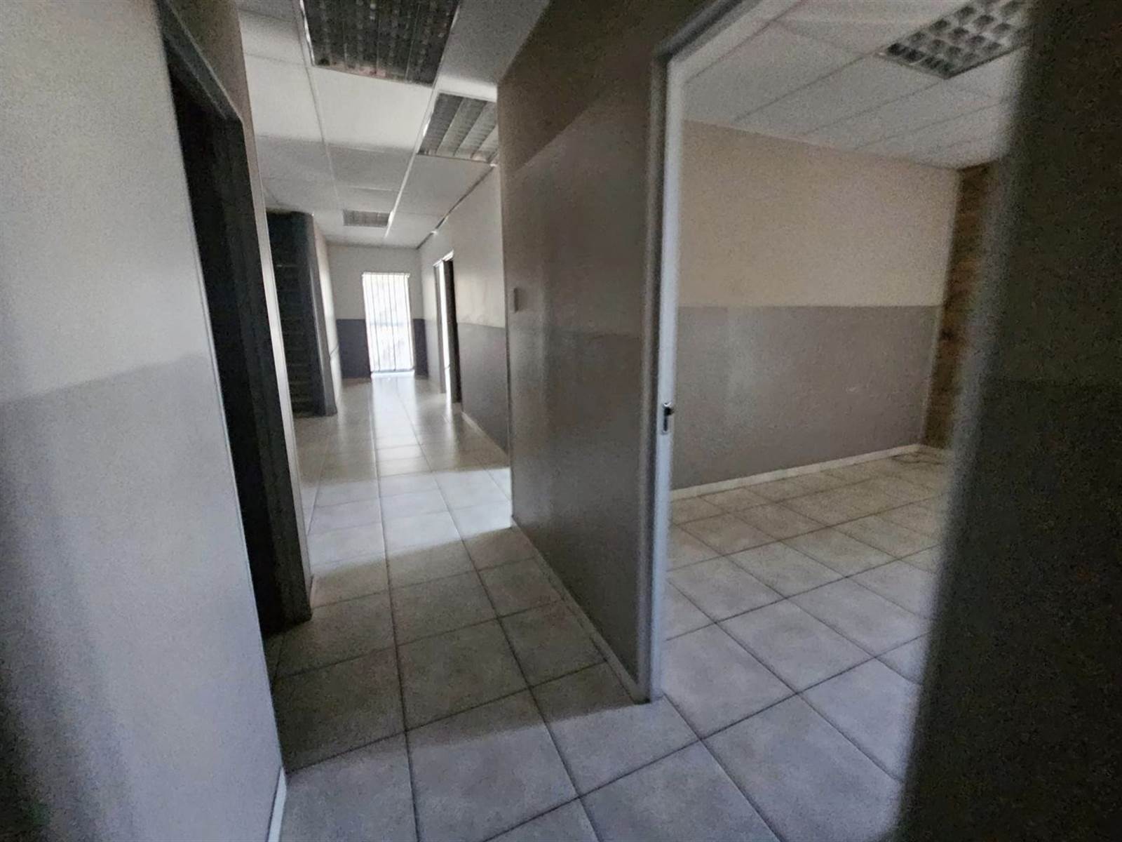 270.9  m² Commercial space in Secunda photo number 12