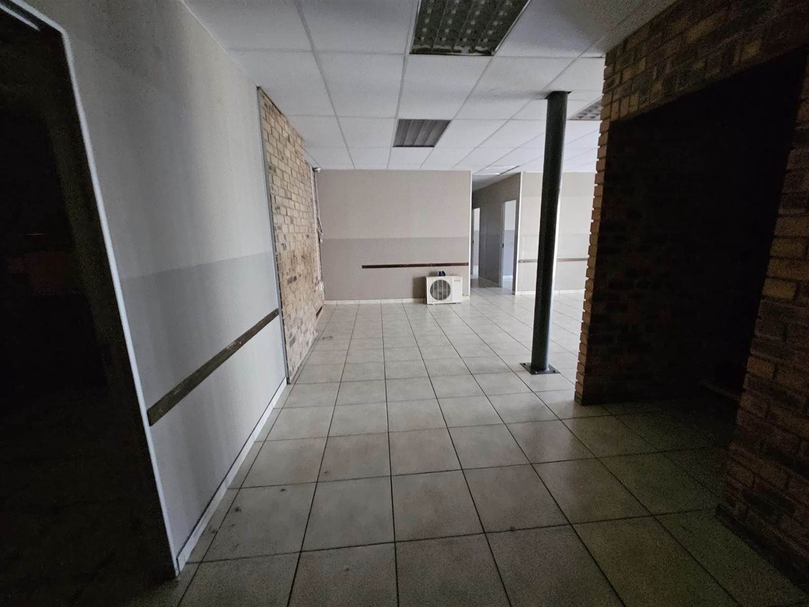 270.9  m² Commercial space in Secunda photo number 8