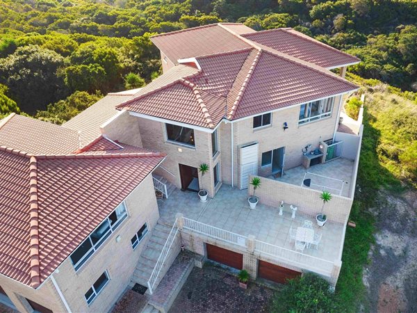 5 Bedroom House 5 Bedroom House