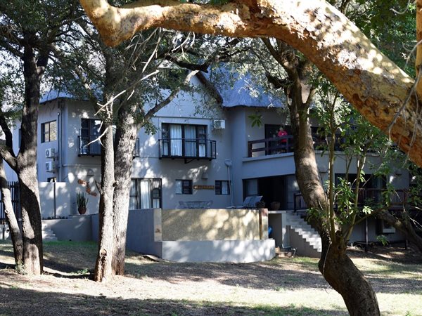 8 Bedroom House 8 Bedroom House
