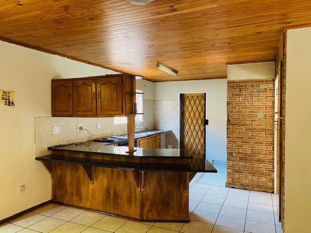 3 Bed Townhouse in Garsfontein photo number 23