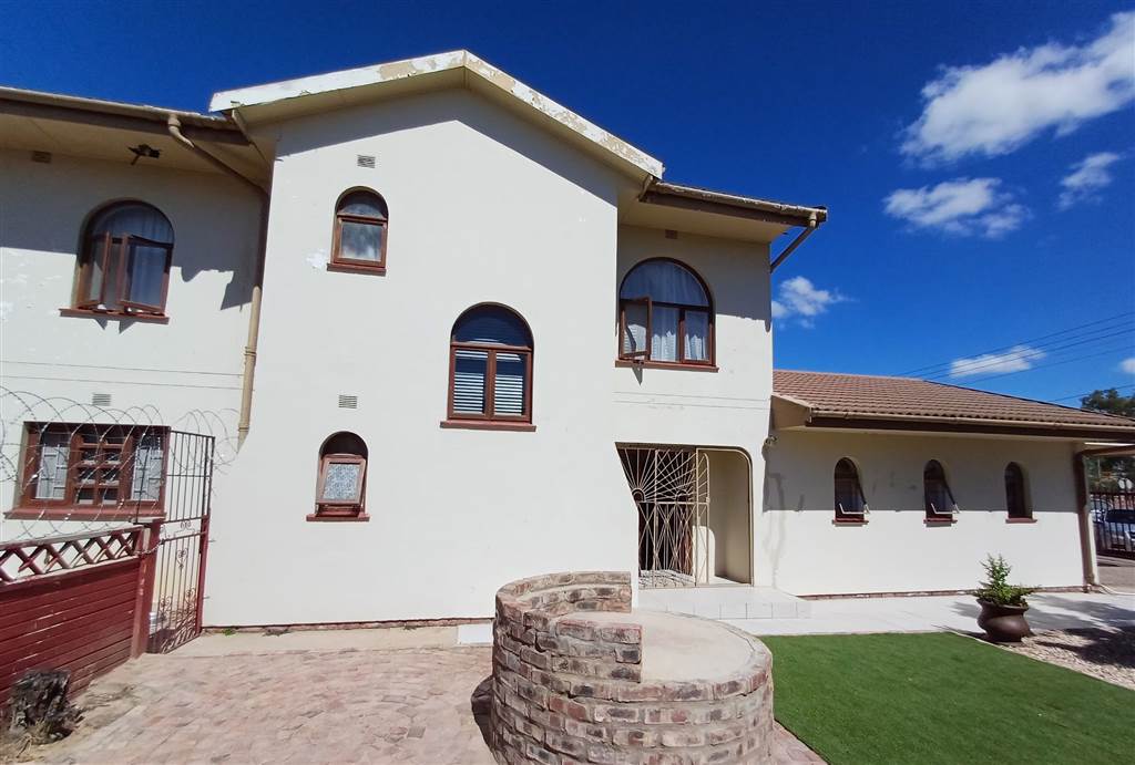 4 Bed House for sale in Oudtshoorn | T4653068 | Private Property