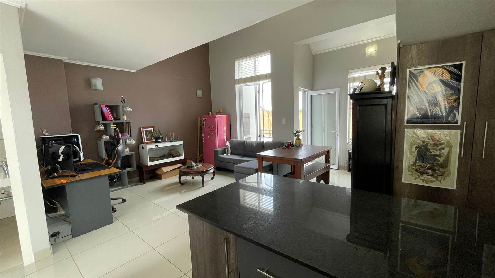 1 Bed Apartment in Durbanville Central photo number 5