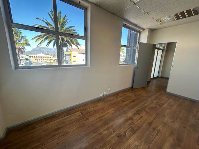 200  m² Commercial space in Milnerton Central photo number 14