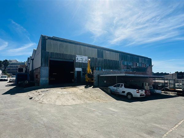 1 898  m² Industrial space