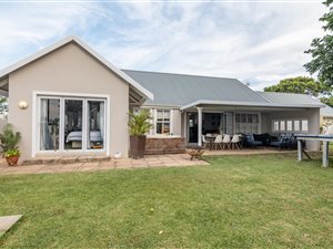 4 Bed House in Caledon Estate
