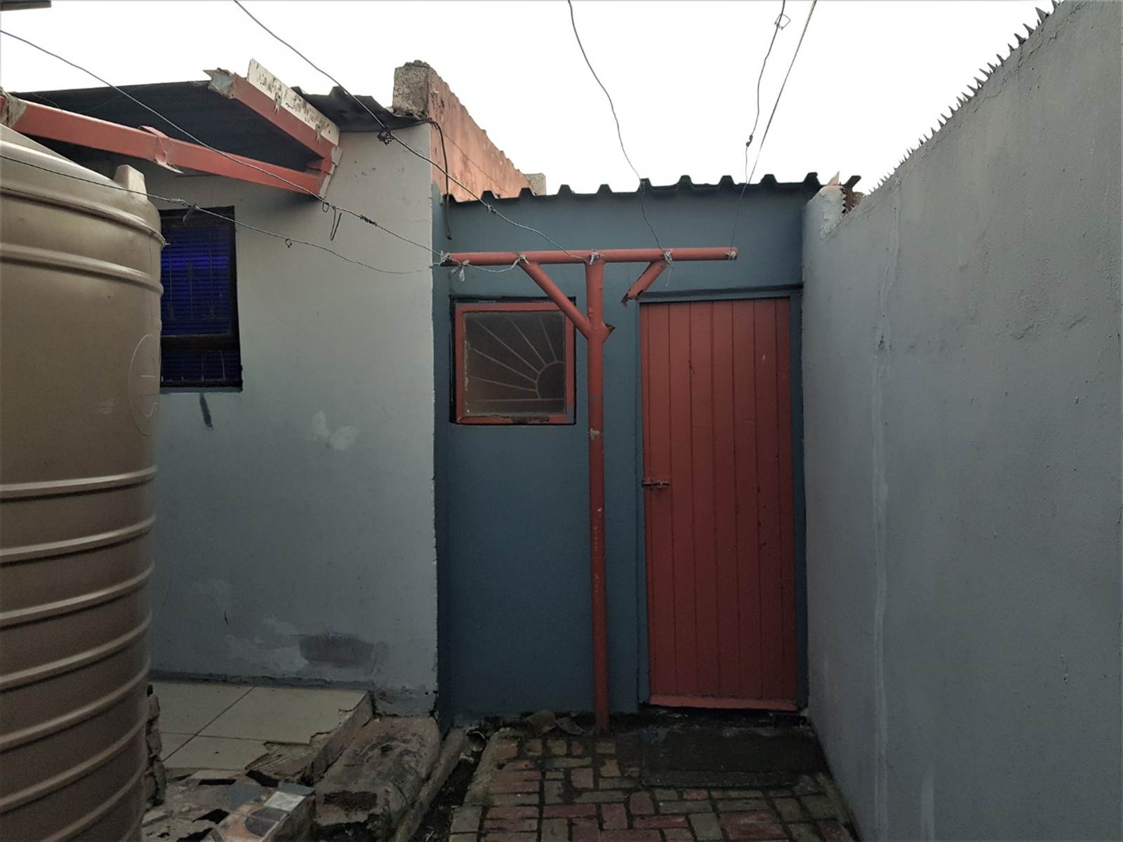 3 Bed House in Zwide photo number 19
