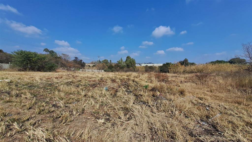 2760 m² Land available in Silverton photo number 5