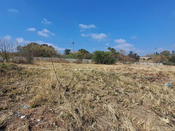 2760 m² Land available in Silverton