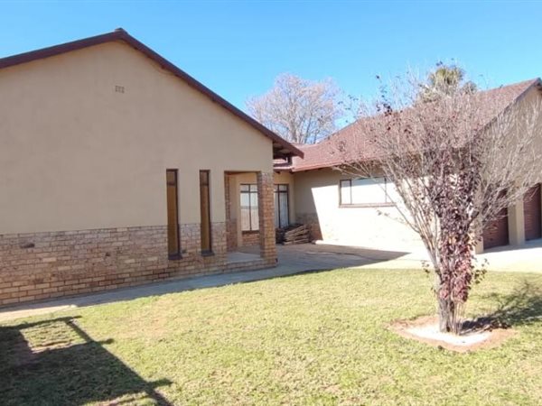 3 Bedroom House 3 Bedroom House