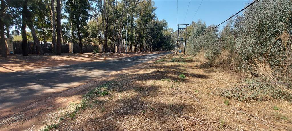 2344 m² Land available in Henley on Klip photo number 2