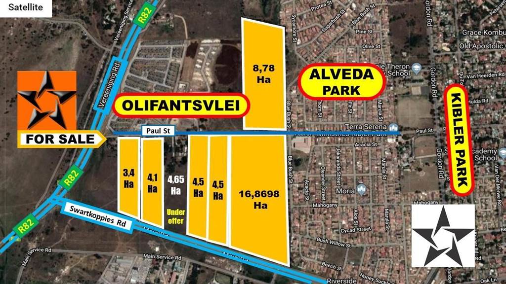 3.3 ha Land available in Glenvista photo number 2