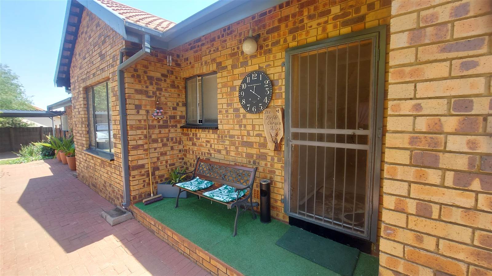 3 Bed House in Vaalpark photo number 2