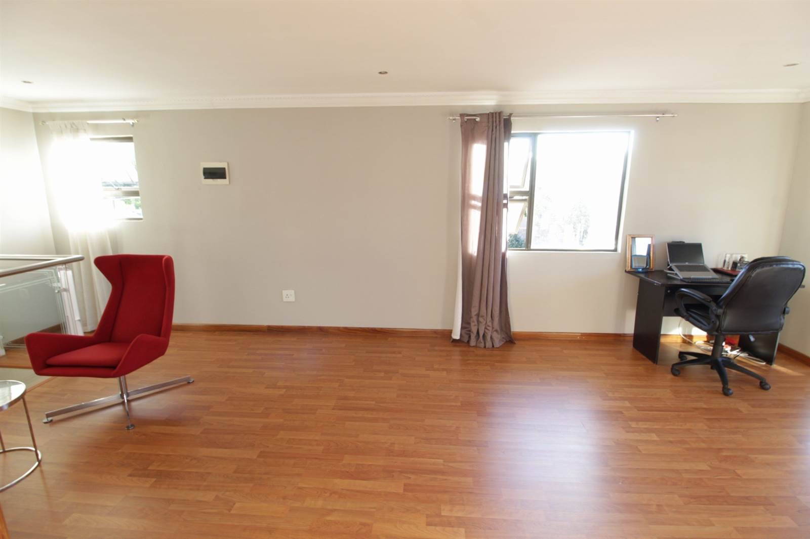 4 Bed House in Riverlea photo number 4