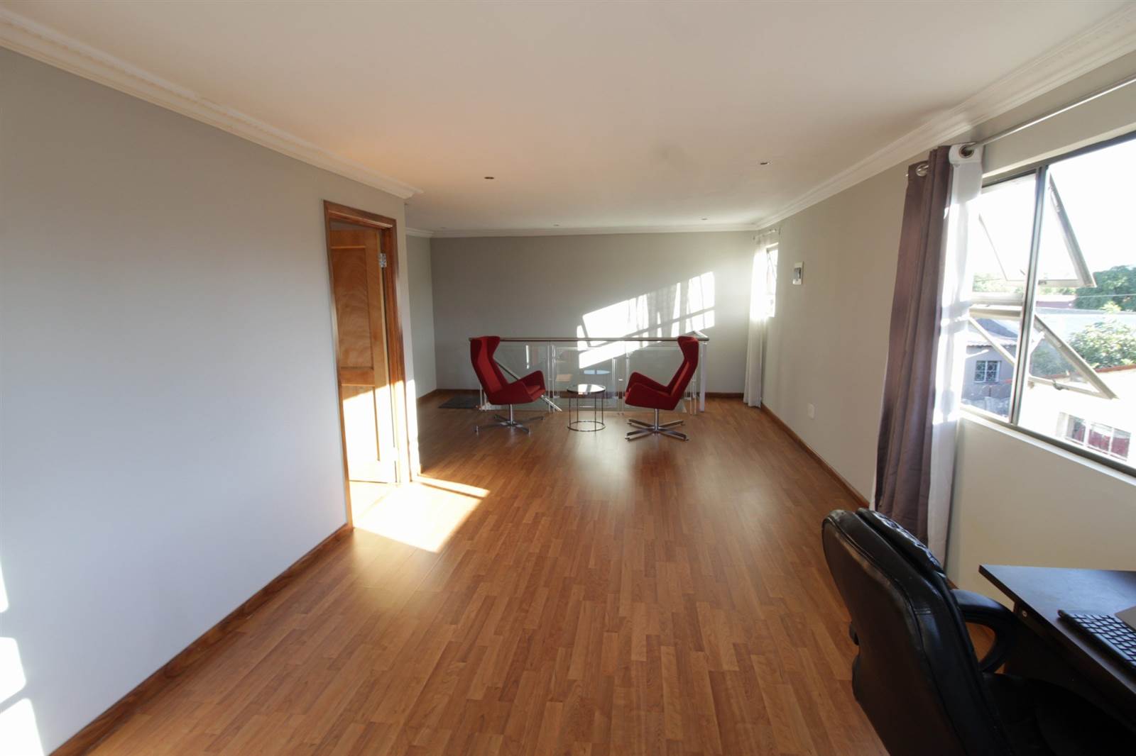 4 Bed House in Riverlea photo number 3