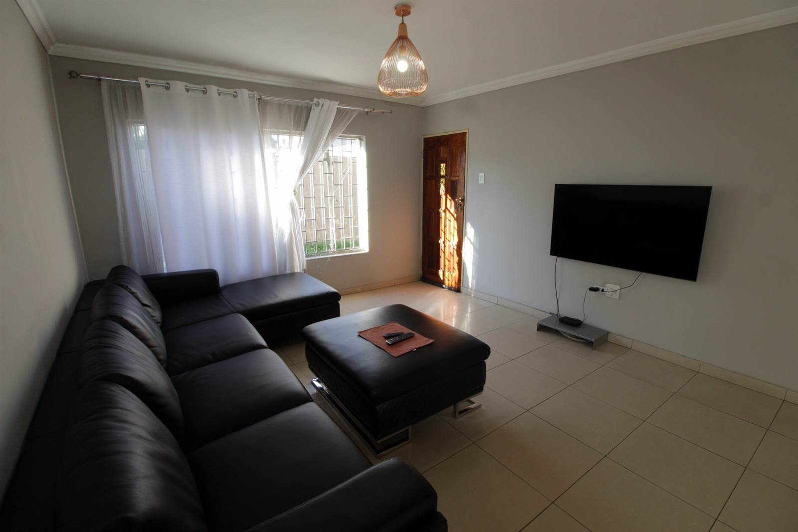 4 Bed House in Riverlea photo number 9