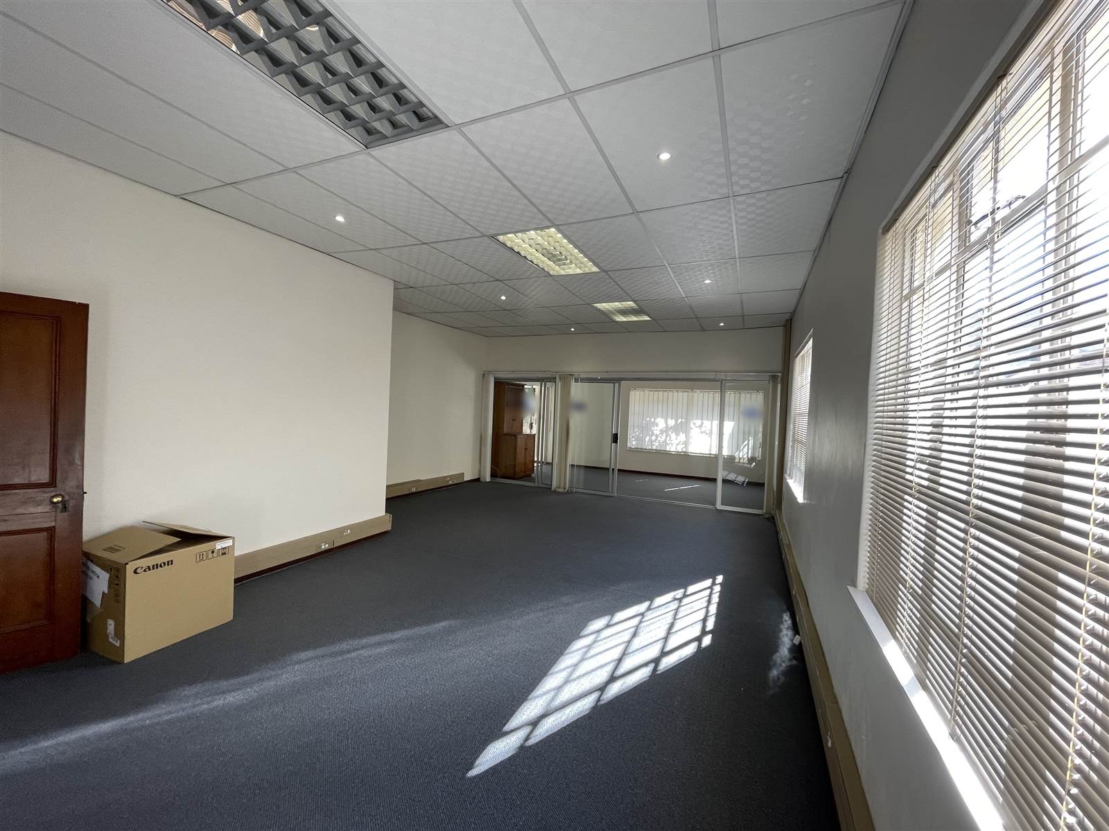 389  m² Commercial space in Westdene photo number 16