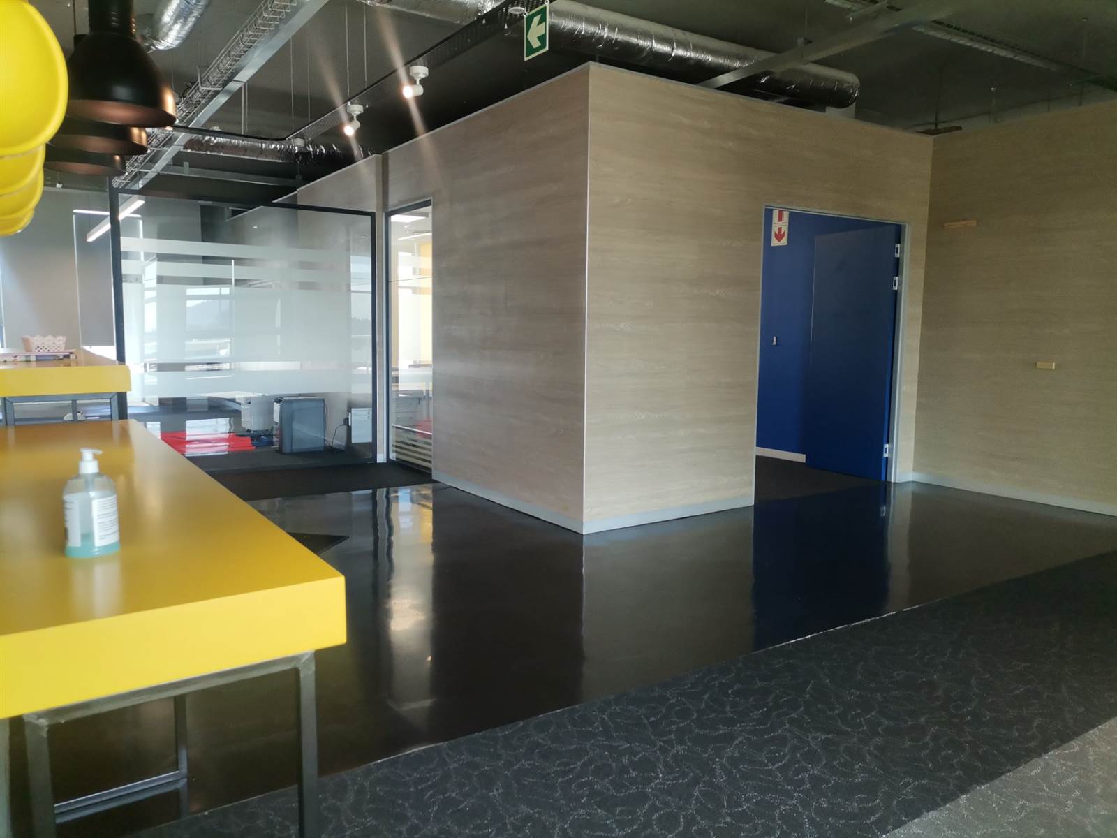 566  m² Office Space in Paarl photo number 6