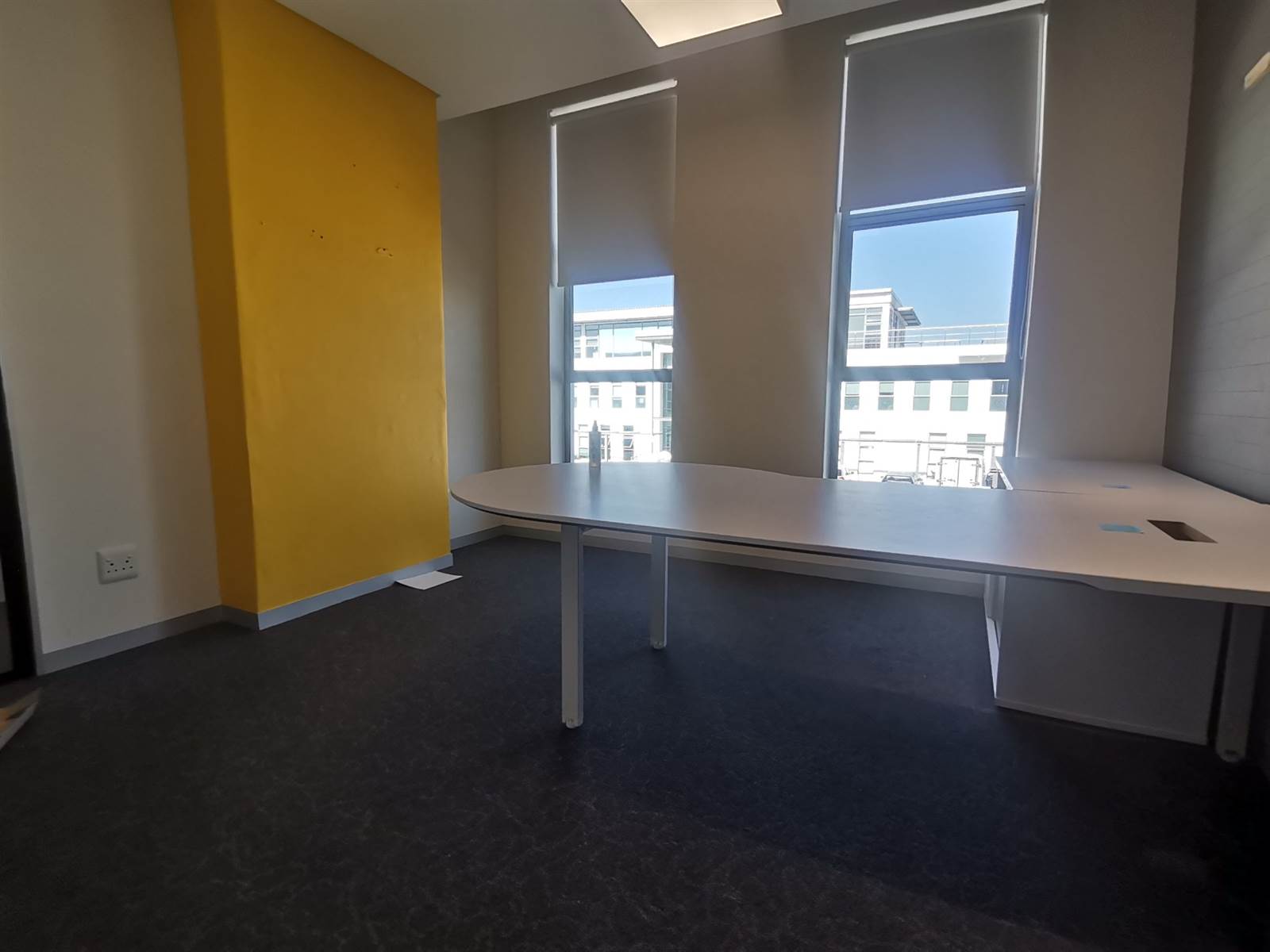566  m² Office Space in Paarl photo number 23