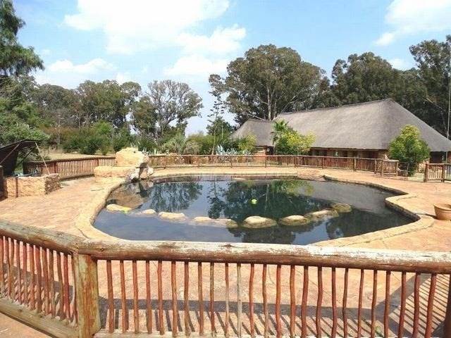 284.8 ha Farm in Potchefstroom Central photo number 1