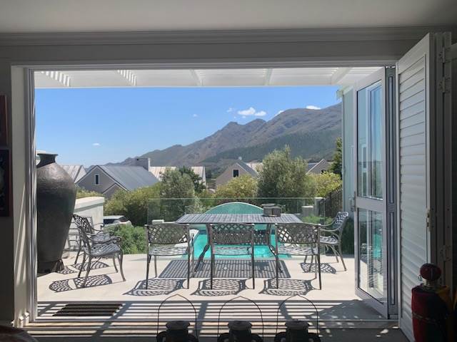 3 Bed House in Franschhoek photo number 12