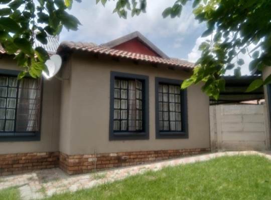 2 Bed House in Olievenhoutbosch photo number 19