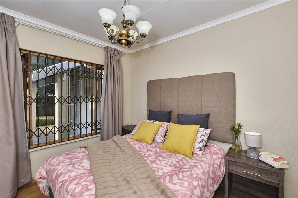 4 Bed House in Randpark Ridge photo number 14