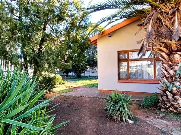 3 Bedroom House 3 Bedroom House