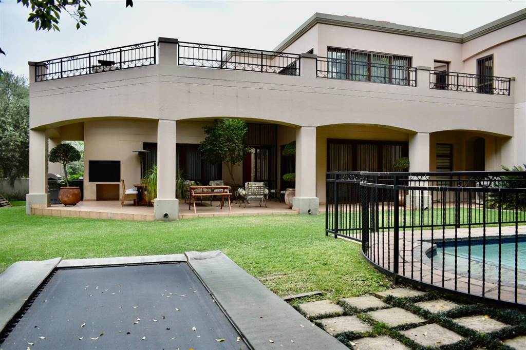 5 Bed House in Kyalami Estate photo number 27