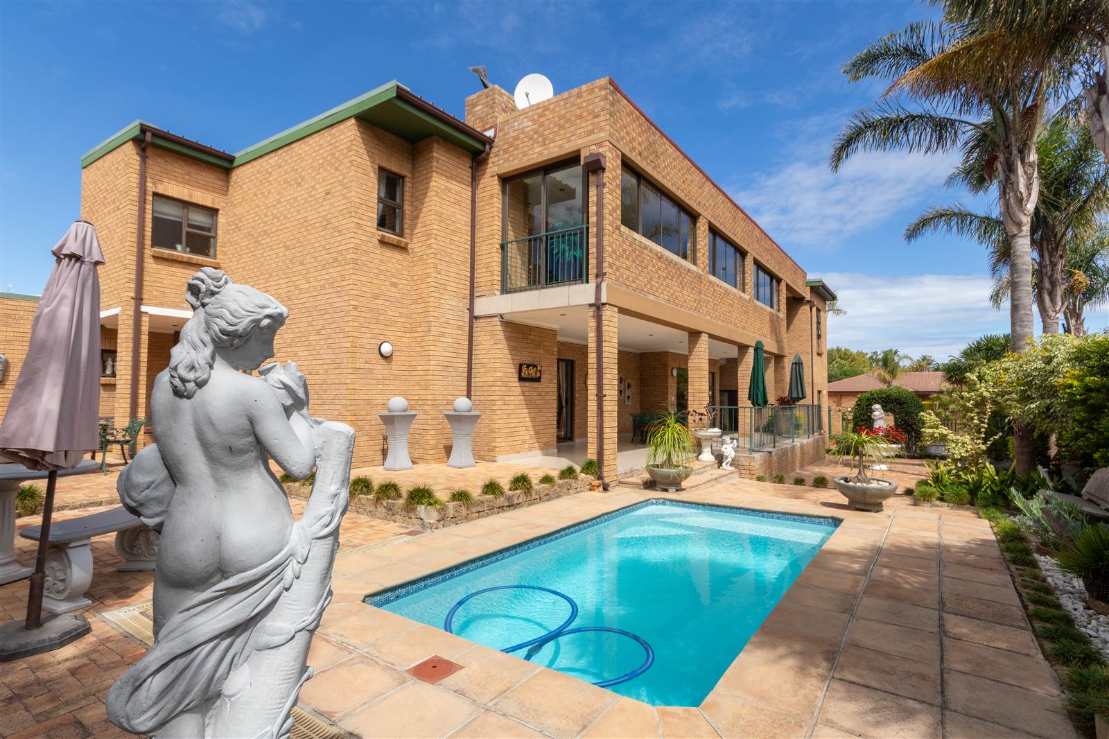5 Bed House in Plattekloof photo number 5