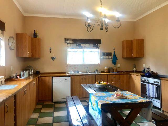 3 Bed House in Swellendam photo number 13