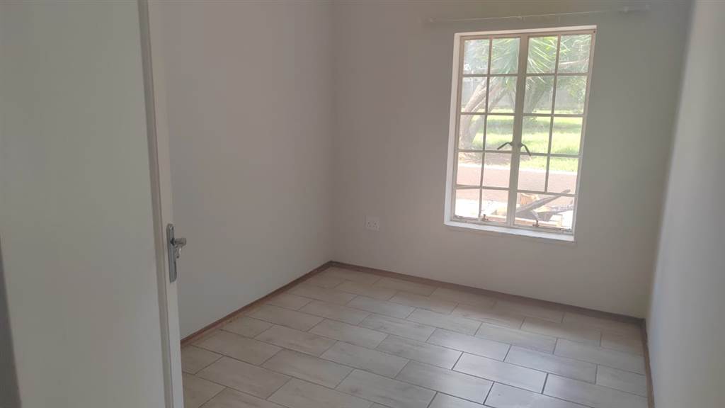 3 Bed House in Northmead photo number 30