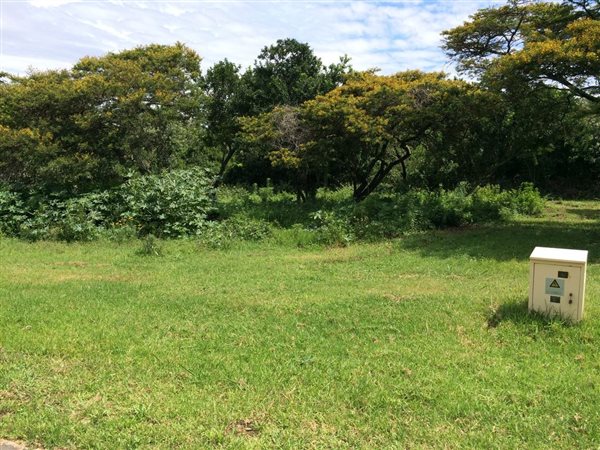 809 m² Land available in Cintsa