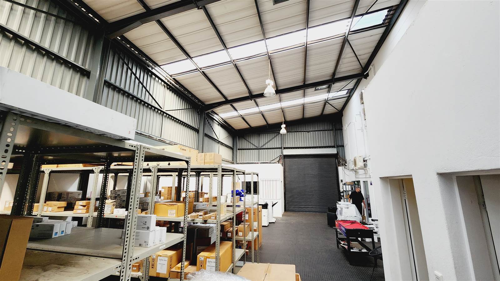 364  m² Industrial space in North Riding photo number 29