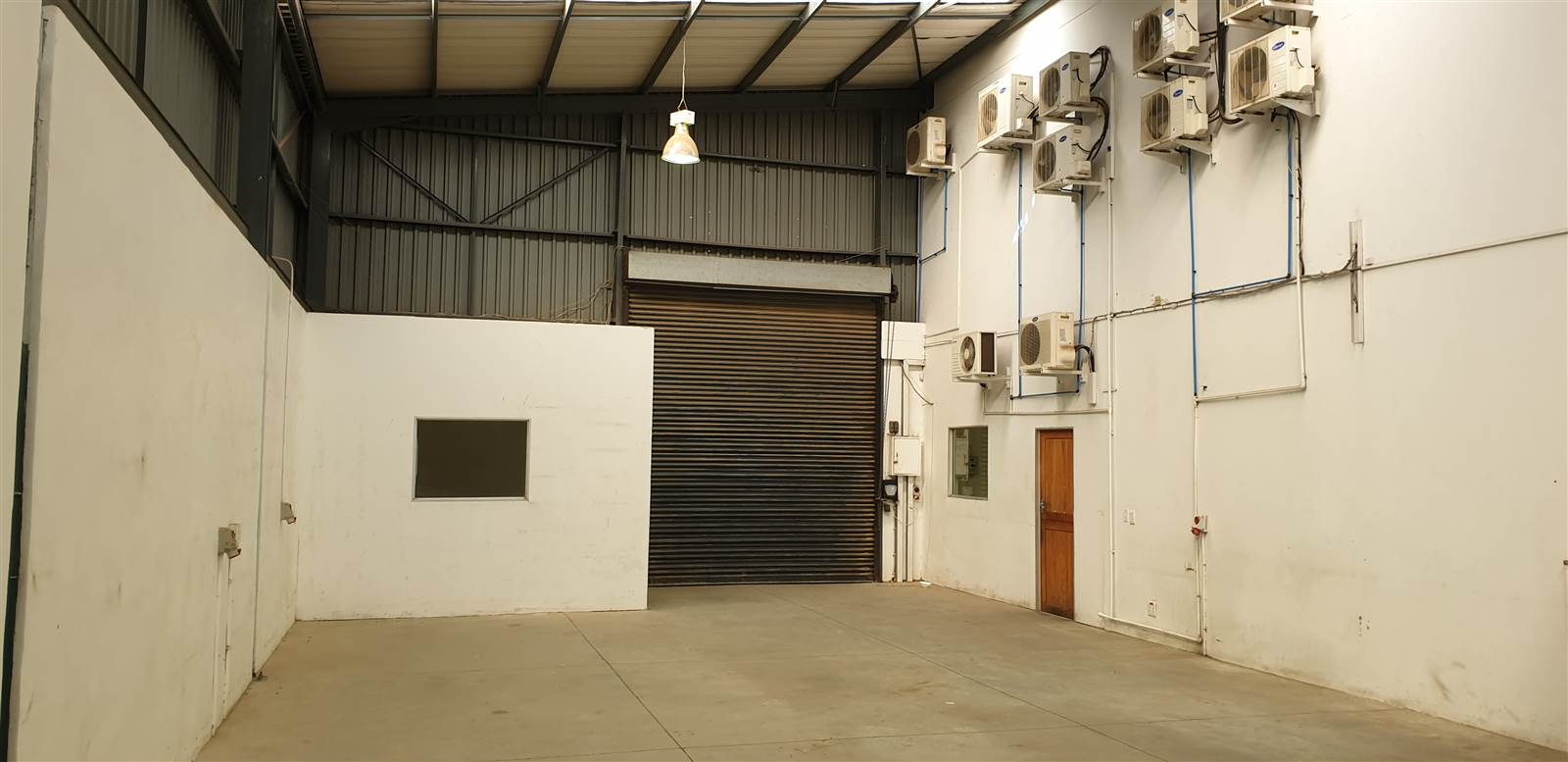 364  m² Industrial space in North Riding photo number 11