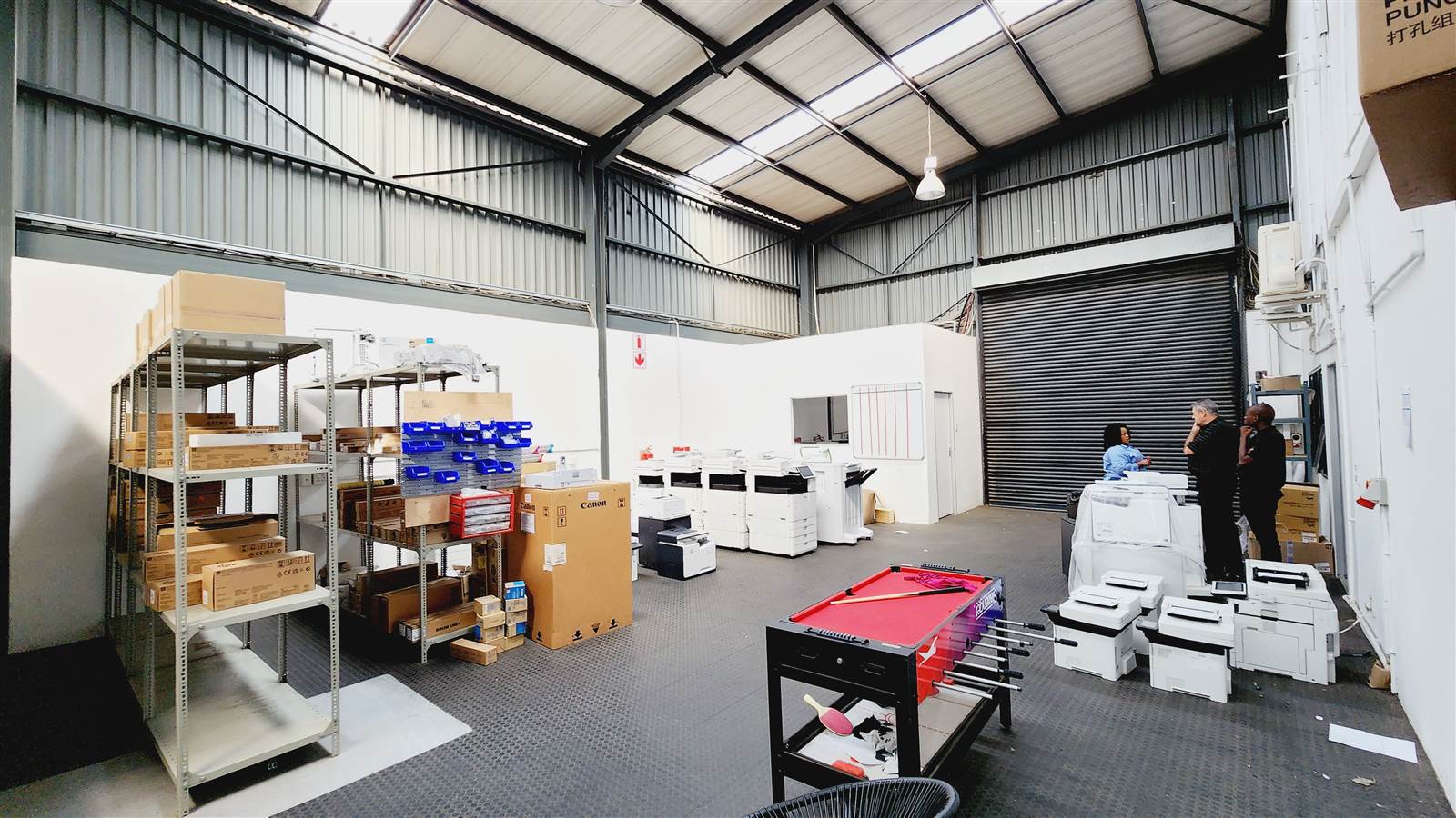 364  m² Industrial space in North Riding photo number 30