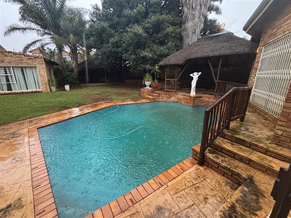 3 Bedroom House 3 Bedroom House