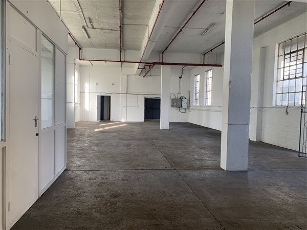 247  m² Industrial space