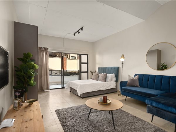 Studio Apartment