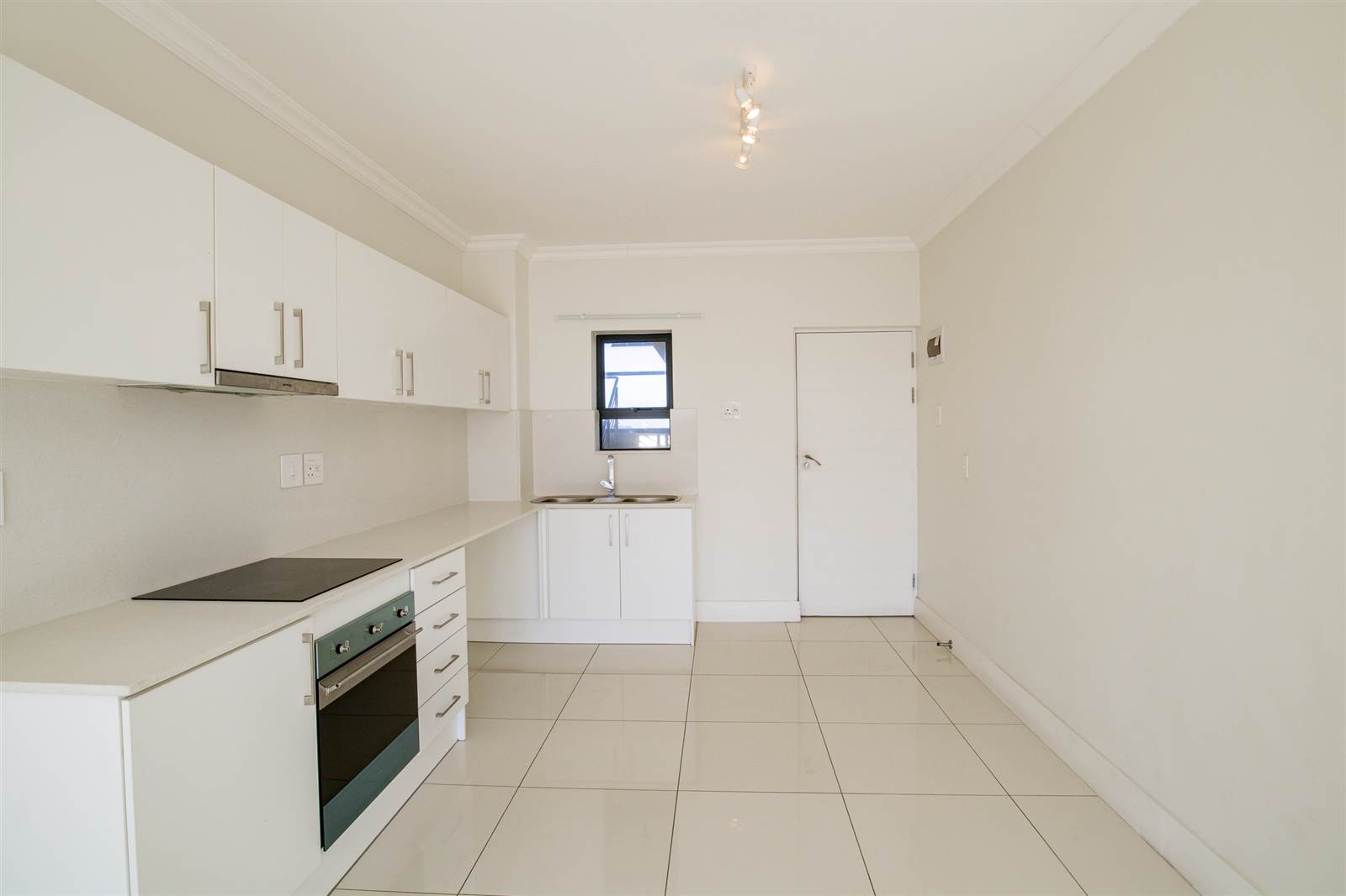 2 Bed Apartment in Tokai photo number 7